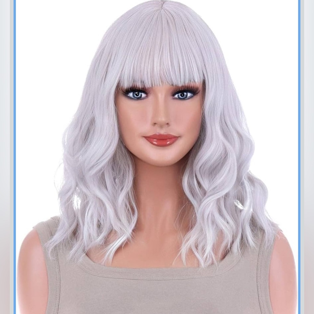 NEW White Wig with Bangs 14” length synthetic curls silver cosplay Sophie Howl